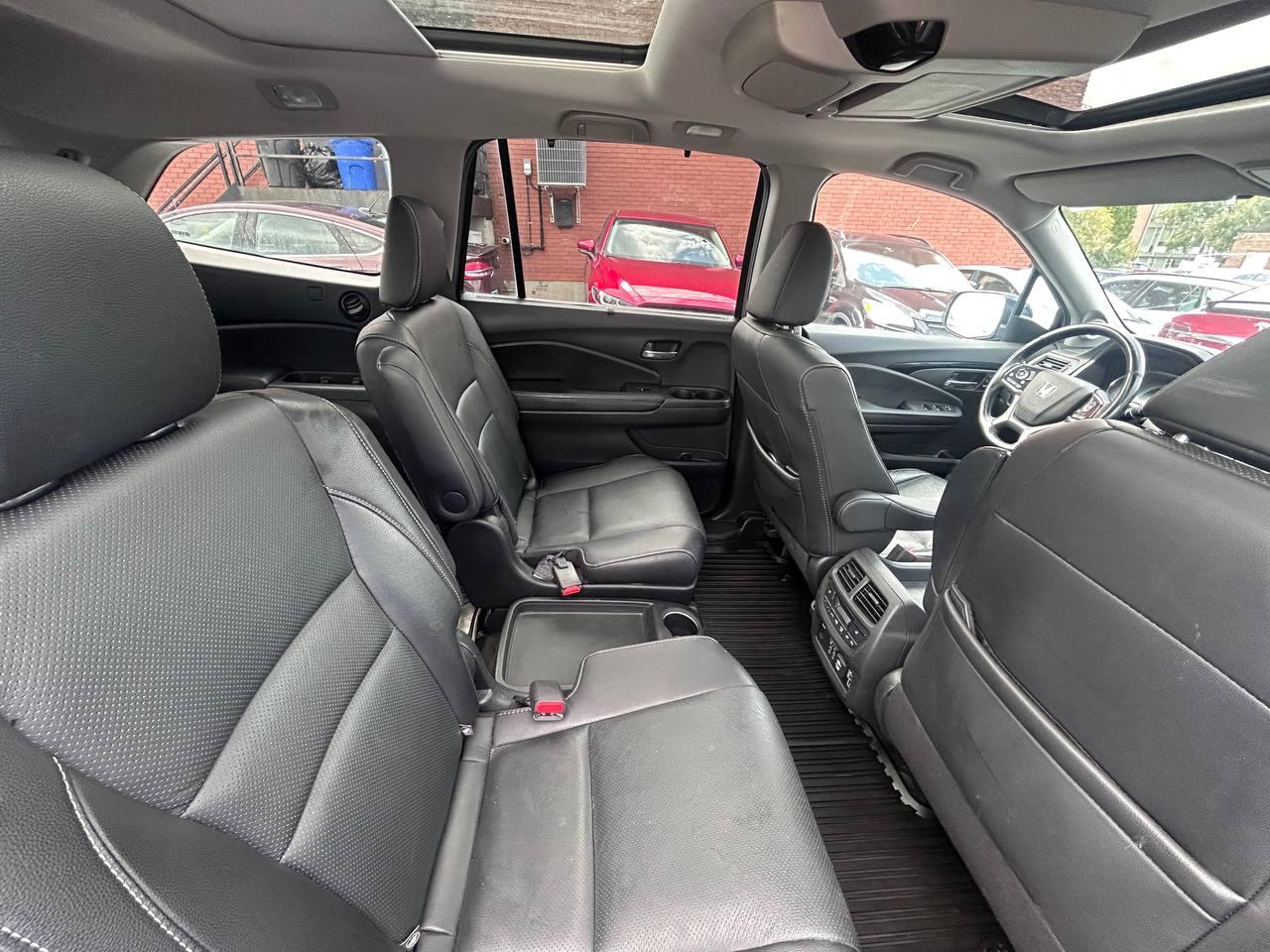 2021 Honda Pilot Touring Photo