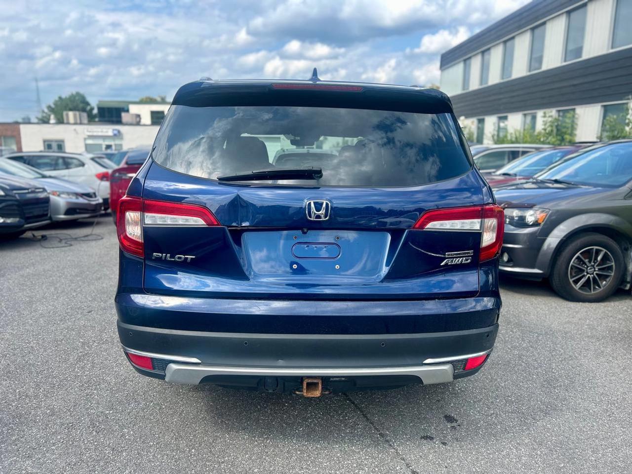 2021 Honda Pilot Touring Photo4