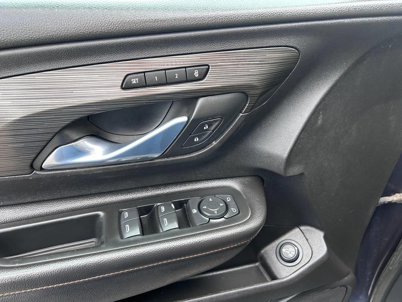 2019 GMC Terrain SLT Photo