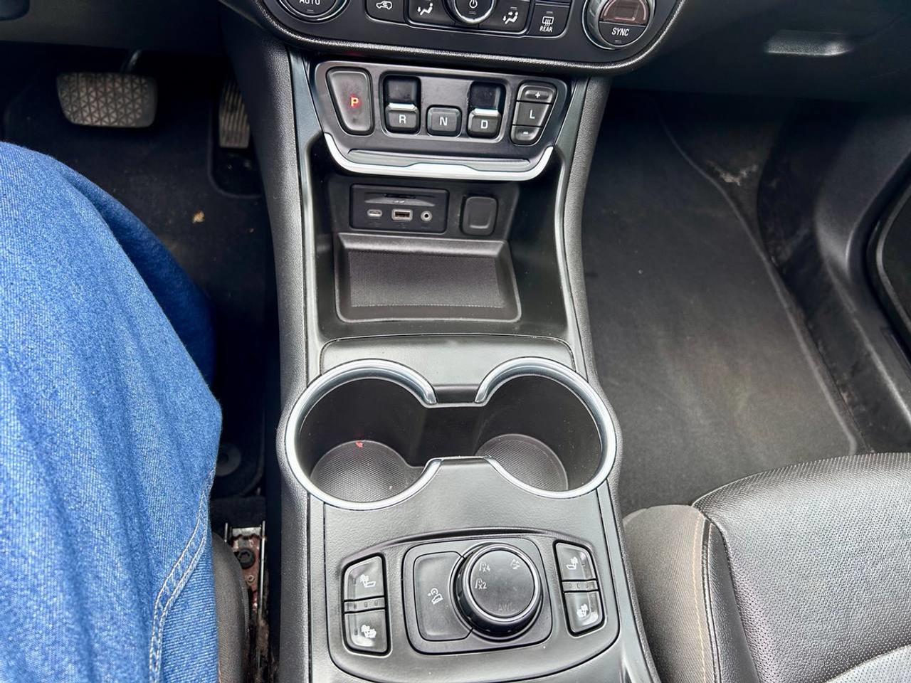 2019 GMC Terrain SLT Photo