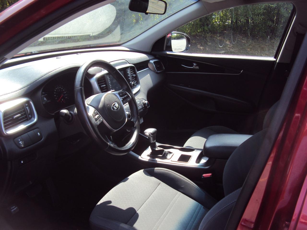 2019 Kia Sorento LX Photo