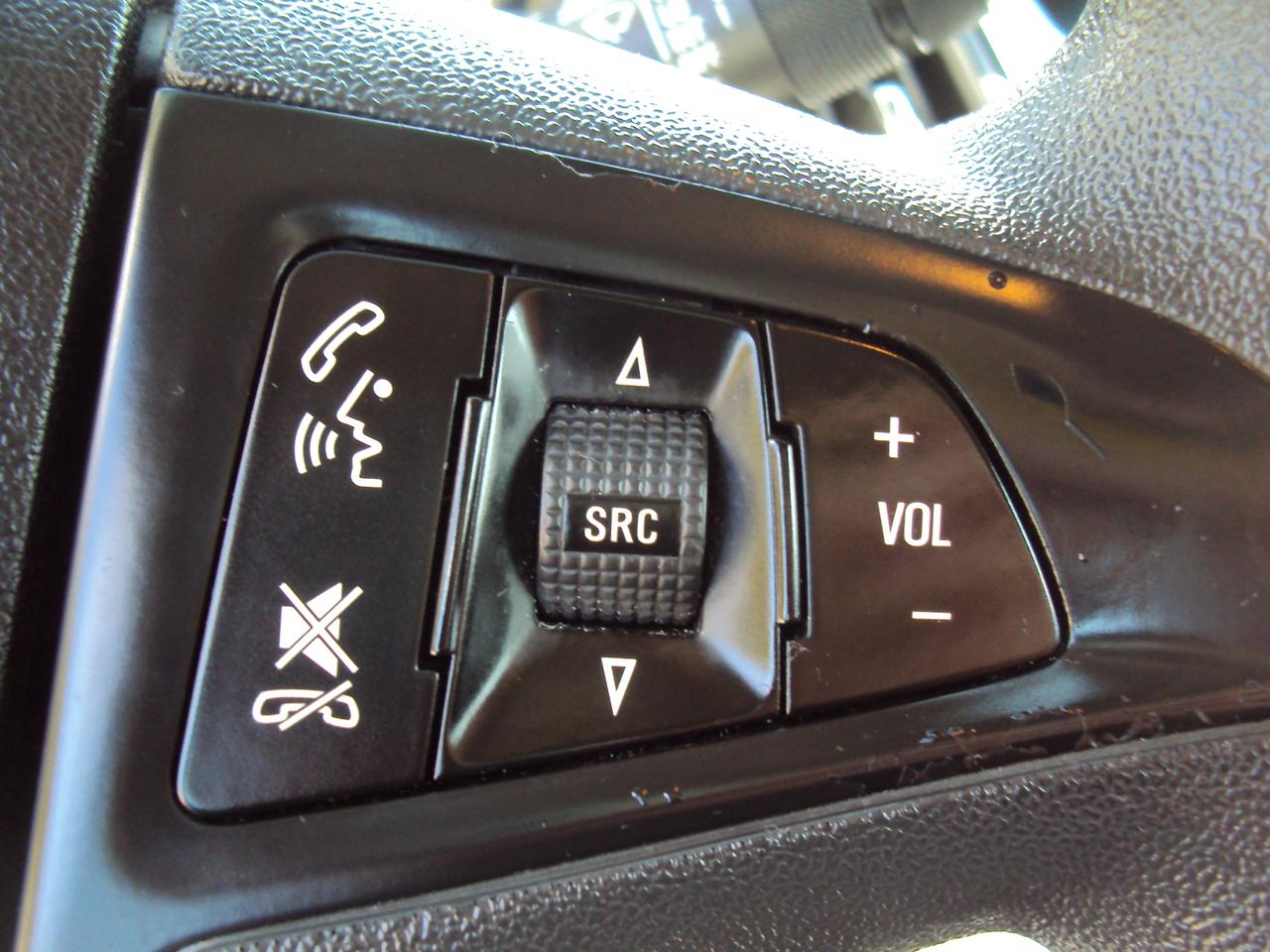 2017 Chevrolet Equinox LS Photo