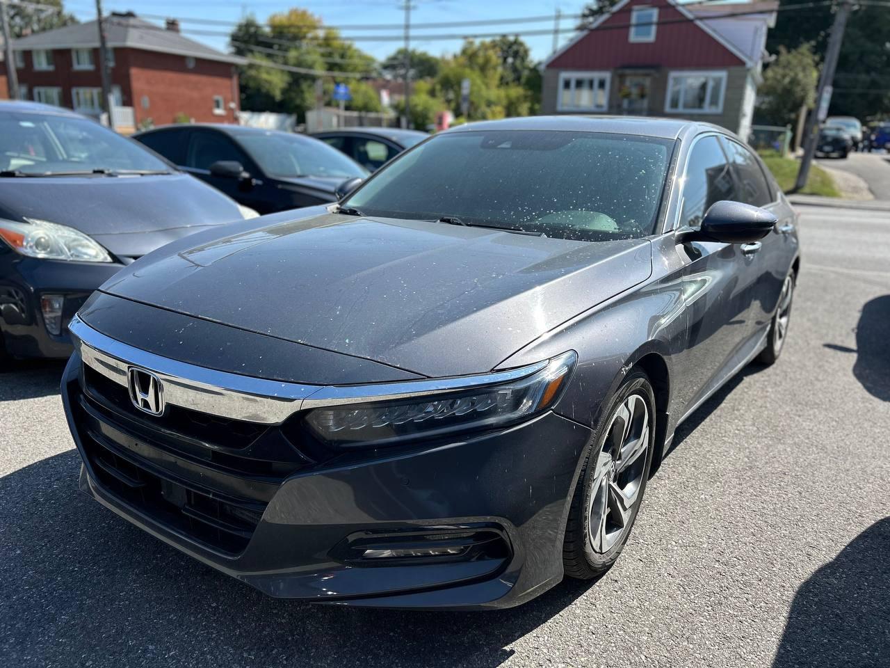 2018 Honda Accord Touring Photo