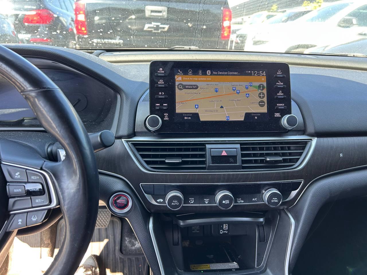 2018 Honda Accord Touring Photo