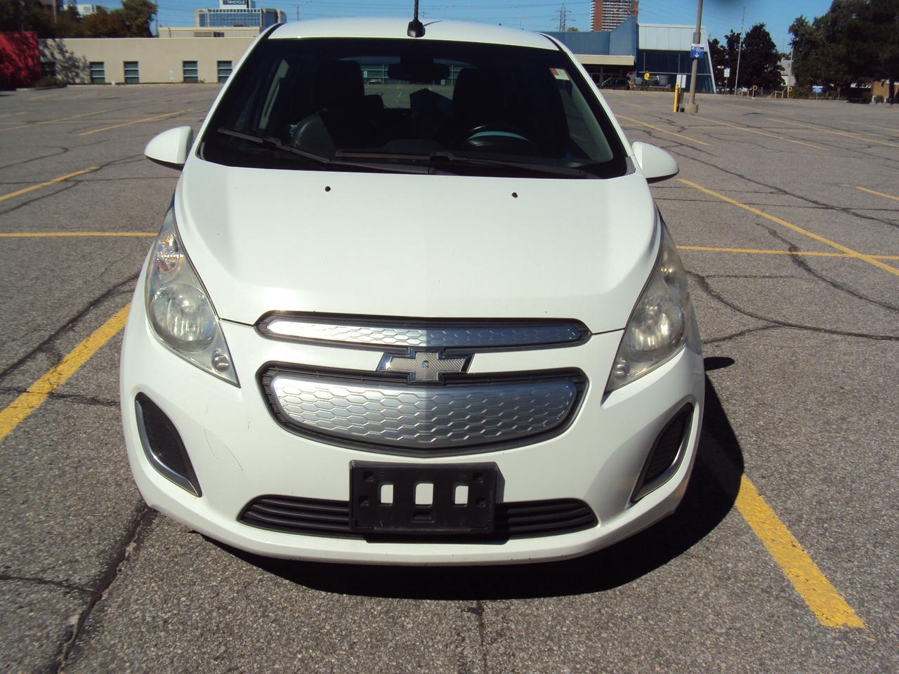 2015 Chevrolet Spark EV 2LT Photo