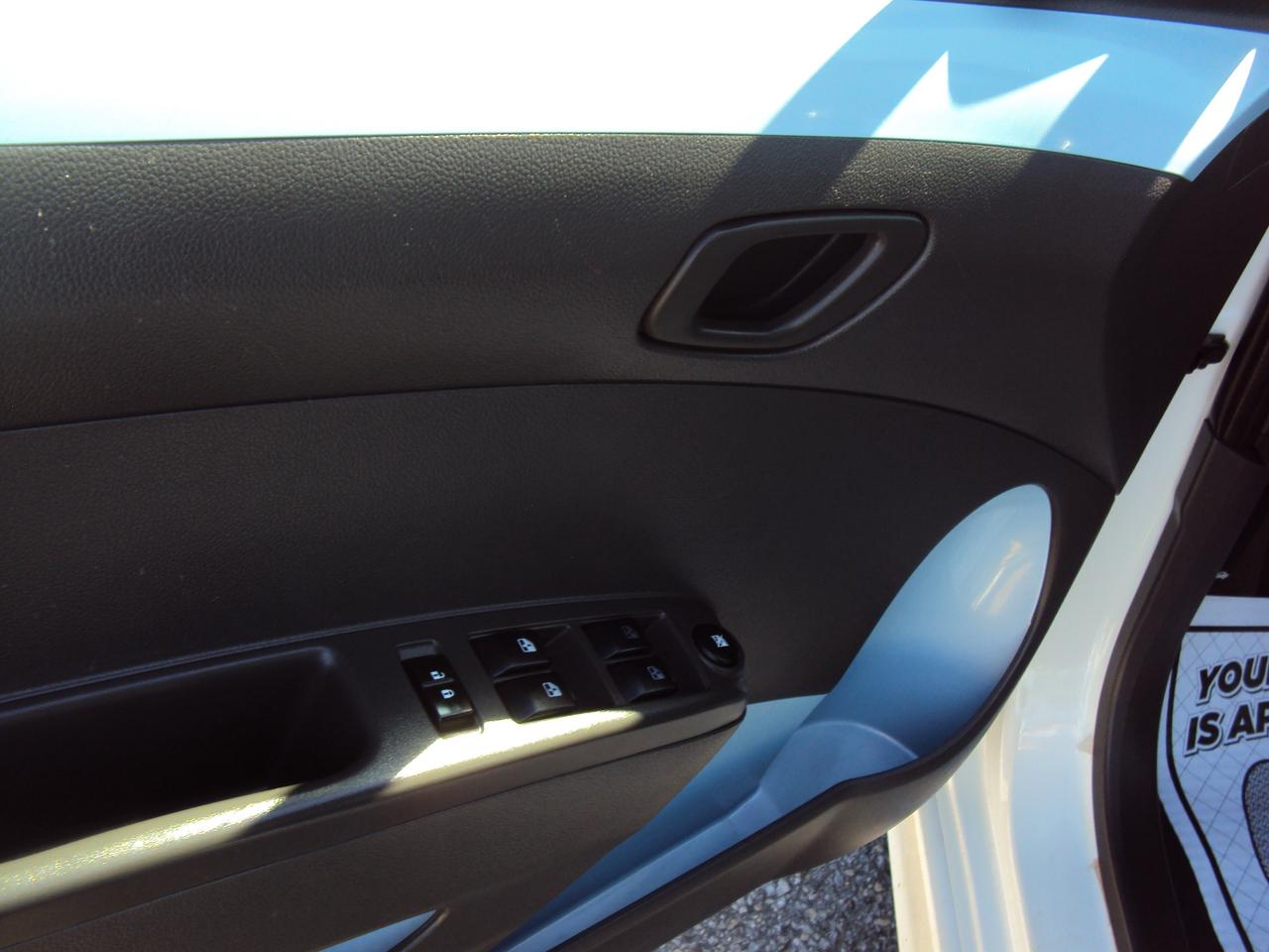2015 Chevrolet Spark EV 2LT Photo