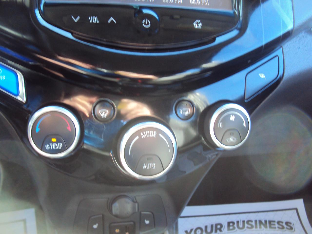 2015 Chevrolet Spark EV 2LT Photo