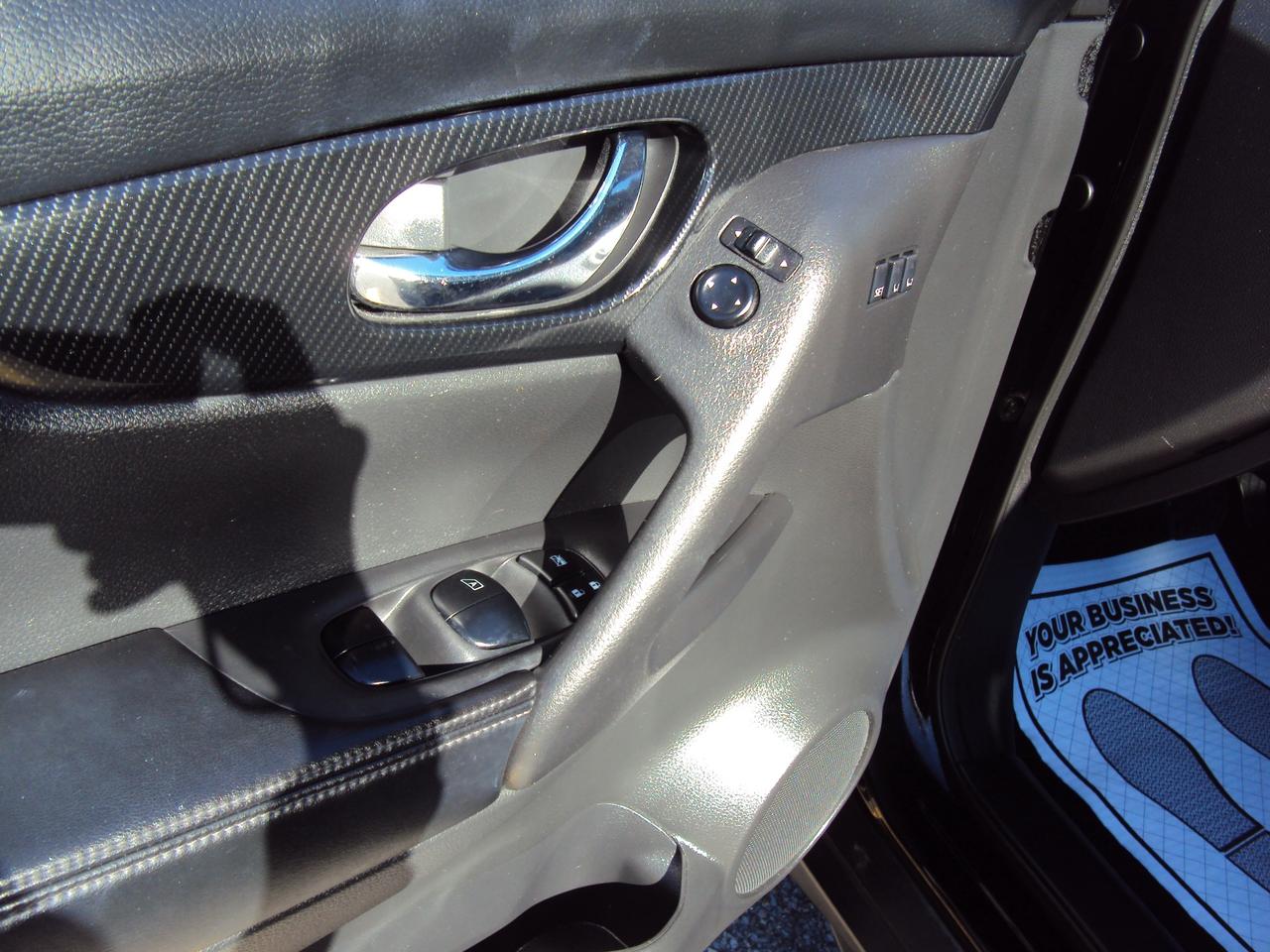 2019 Nissan Rogue SL Photo