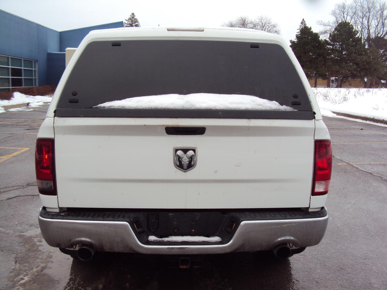 2014 RAM 1500 SLT Photo