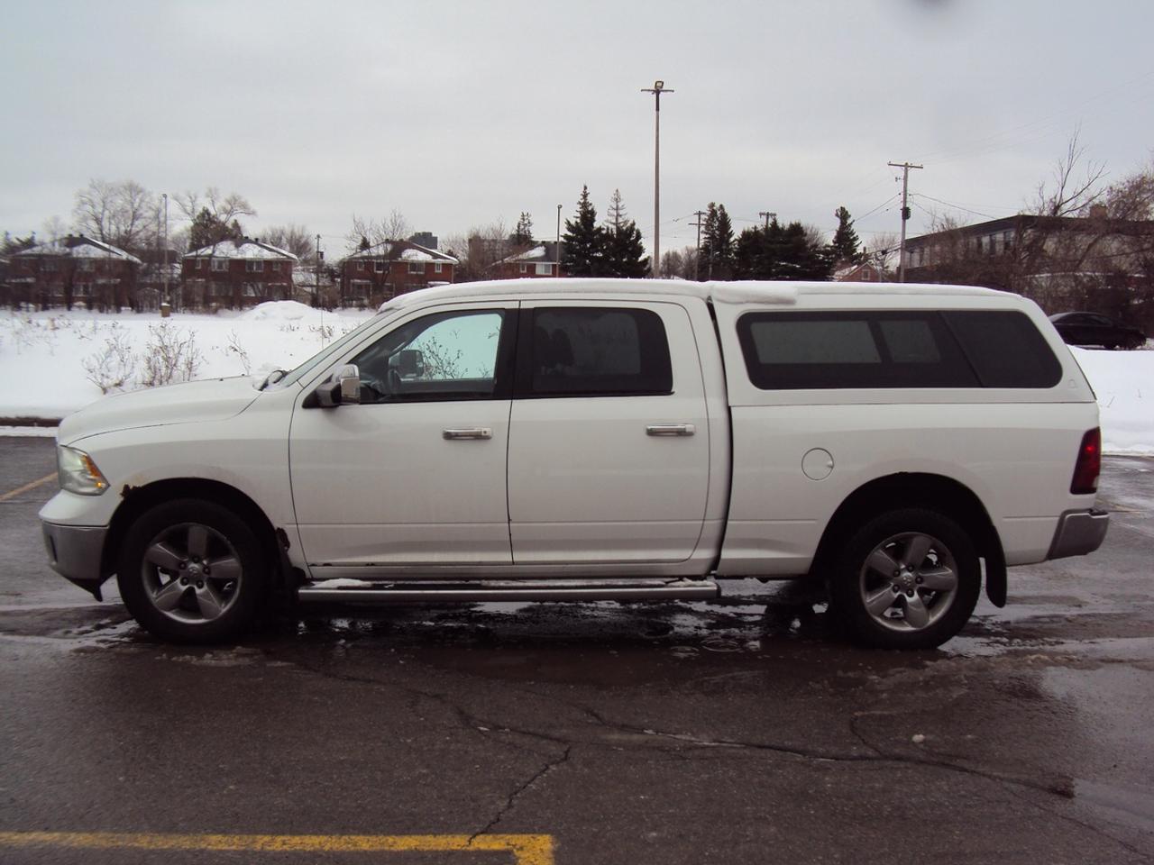 2014 RAM 1500 SLT Photo