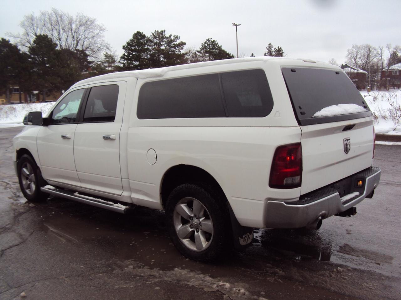 2014 RAM 1500 SLT Photo