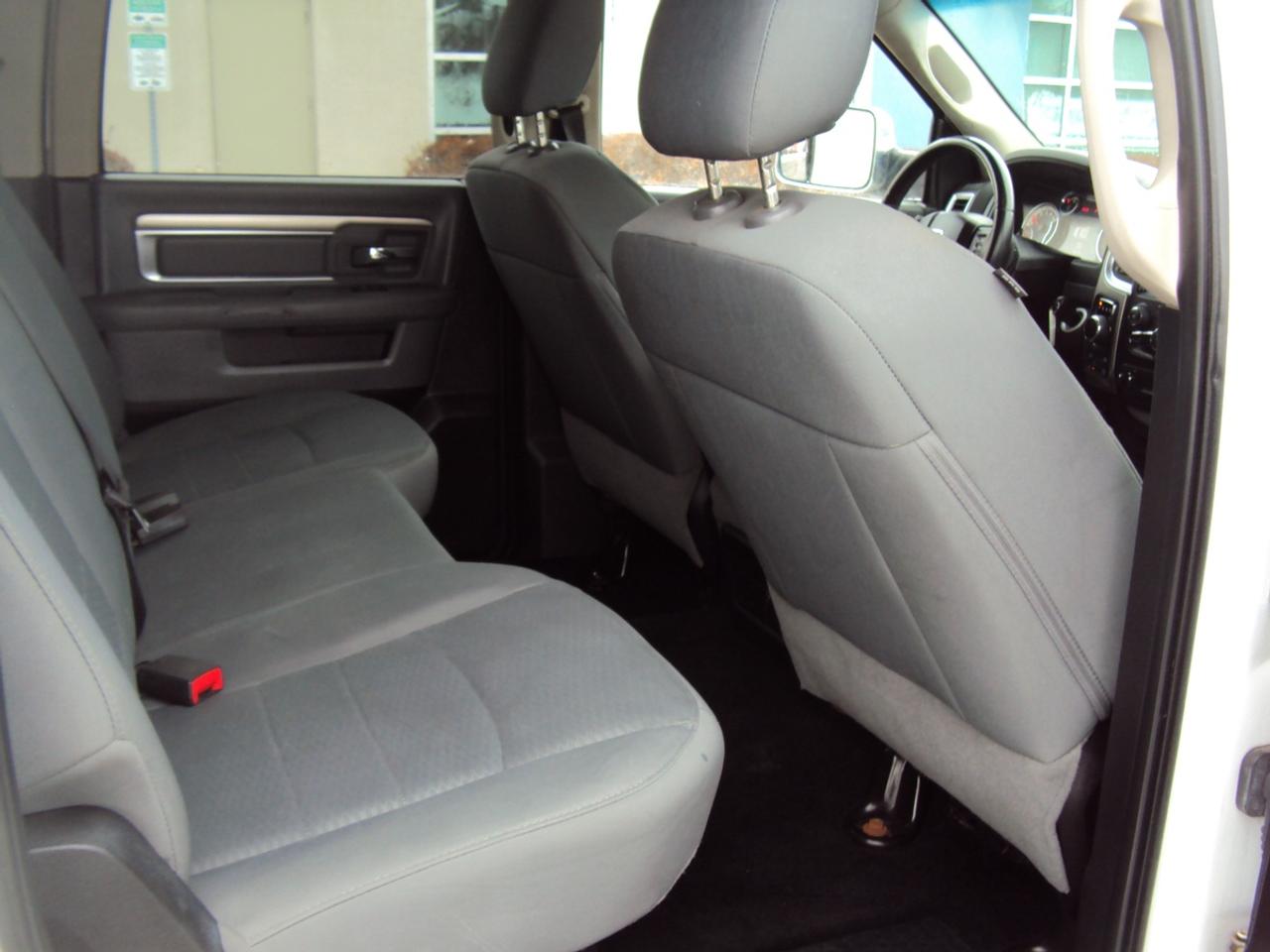 2014 RAM 1500 SLT Photo