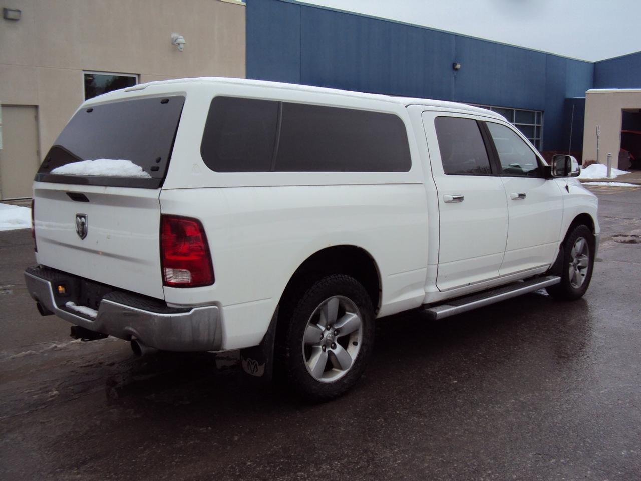 2014 RAM 1500 SLT Photo
