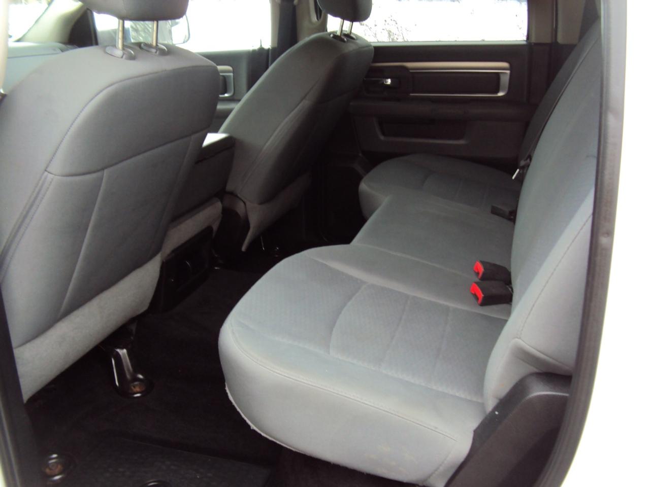 2014 RAM 1500 SLT Photo