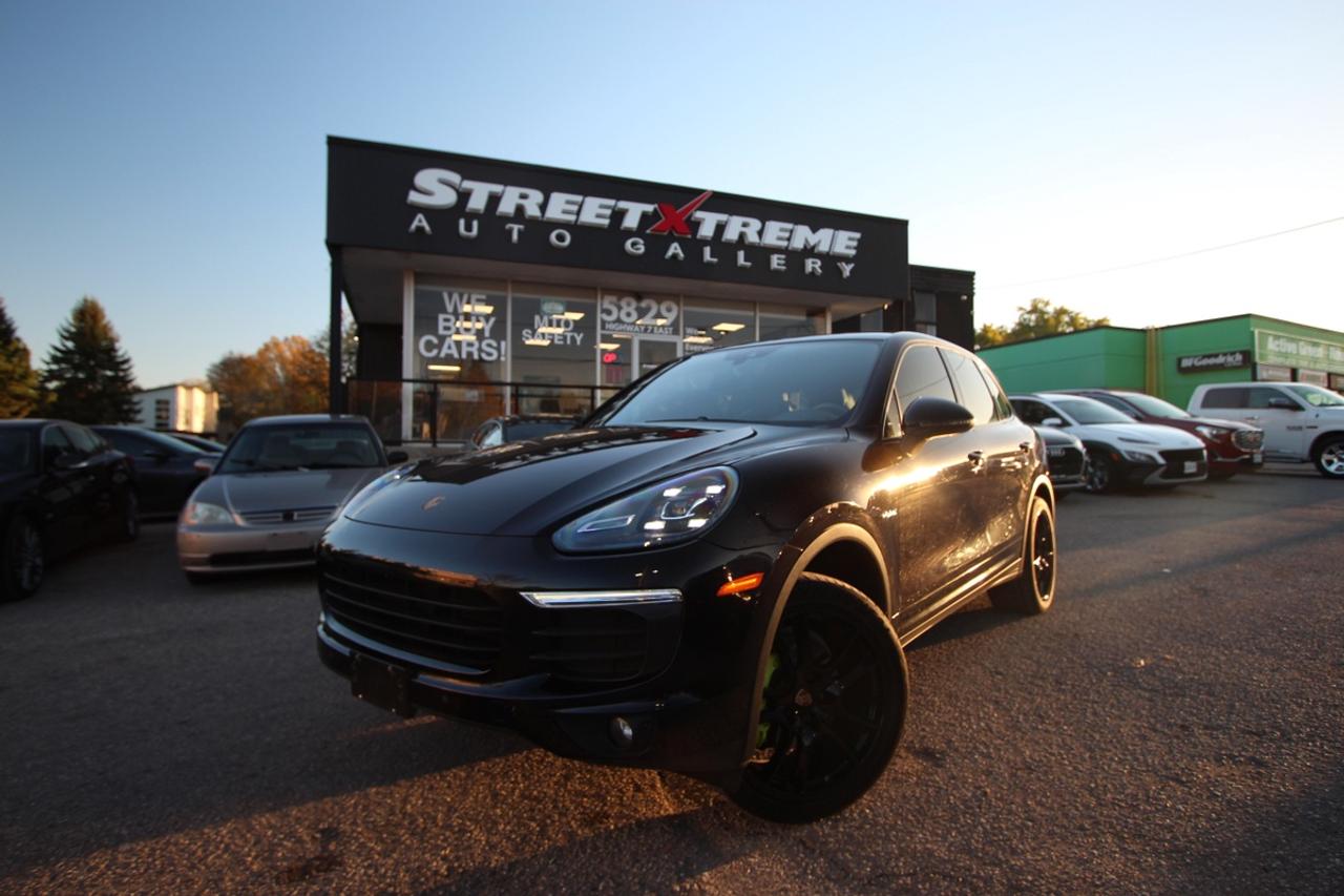 2015 Porsche Cayenne S E-Hybrid Photo