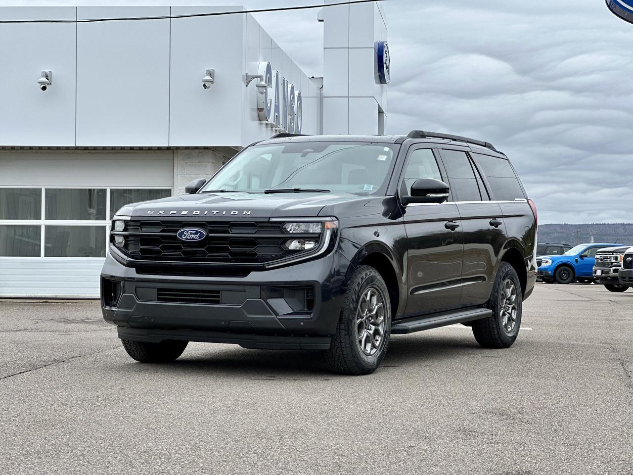 2026 Ford Expedition ACTIVE 4X4 Photo3