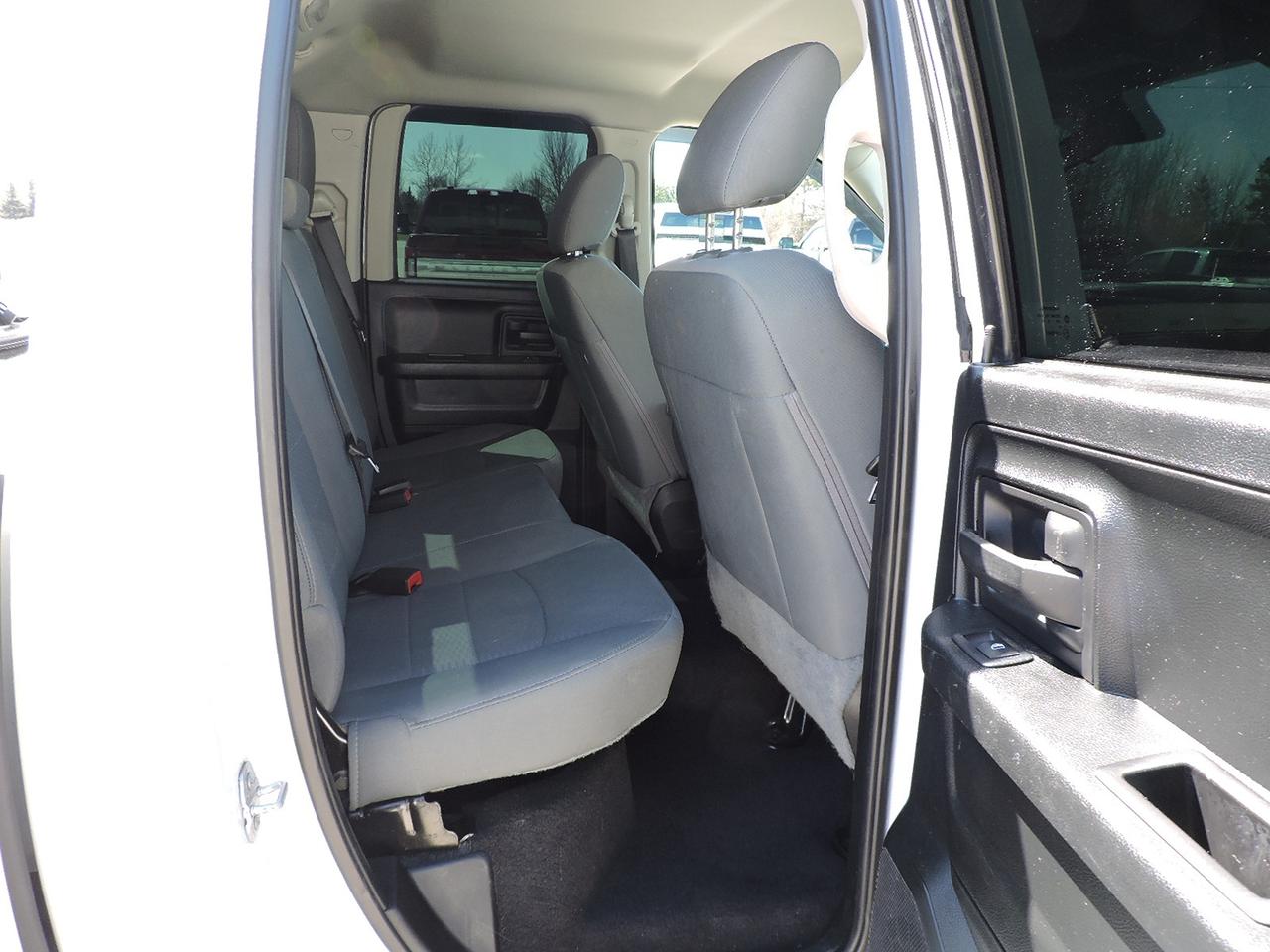 2018 RAM 1500 Express 3.6L 4X4 New Brakes 6-Seater 130000 KMS Photo