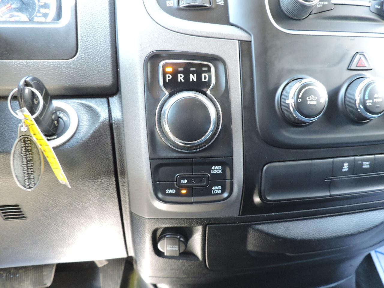 2018 RAM 1500 Express 3.6L 4X4 New Brakes 6-Seater 130000 KMS Photo