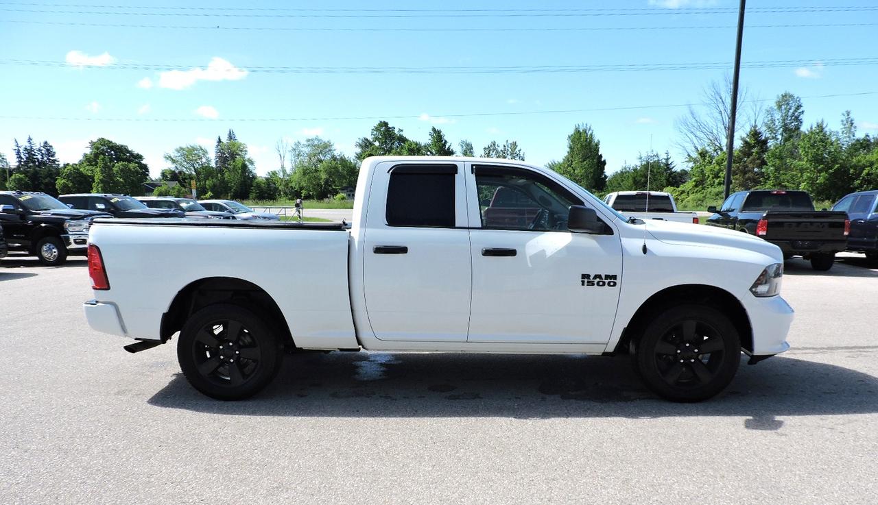 2018 RAM 1500 Express 3.6L 4X4 New Brakes 6-Seater 130000 KMS Photo3