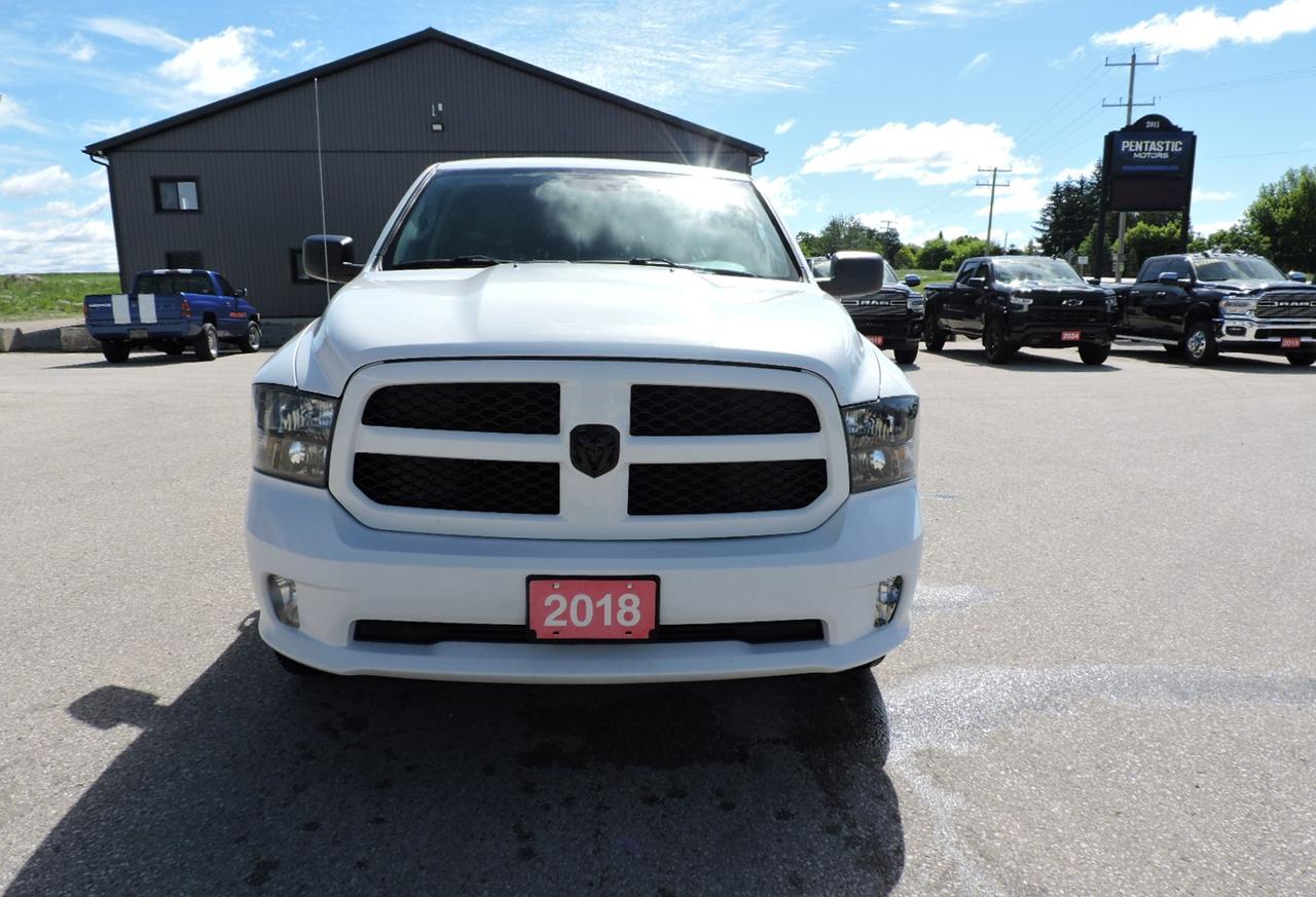 2018 RAM 1500 Express 3.6L 4X4 New Brakes 6-Seater 130000 KMS Photo