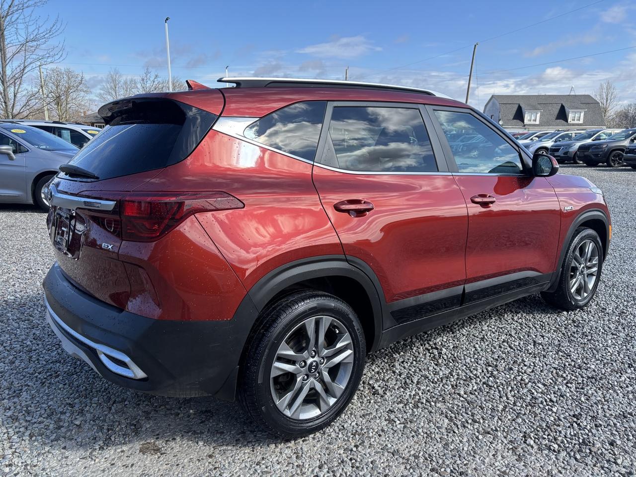 2021 Kia Seltos EX Photo4