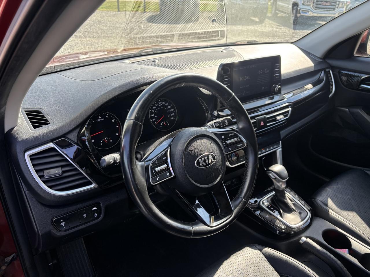 2021 Kia Seltos EX Photo