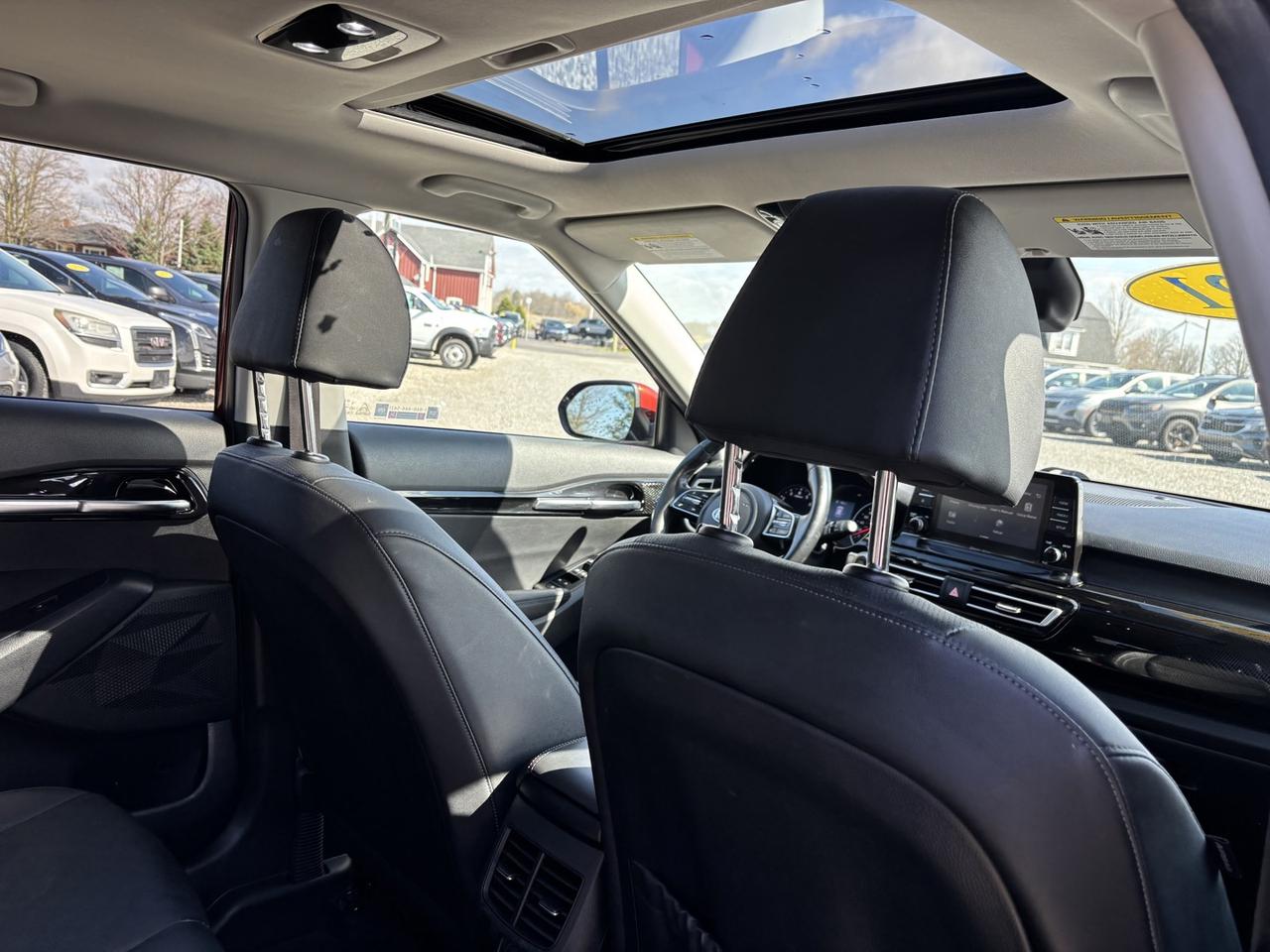 2021 Kia Seltos EX Photo