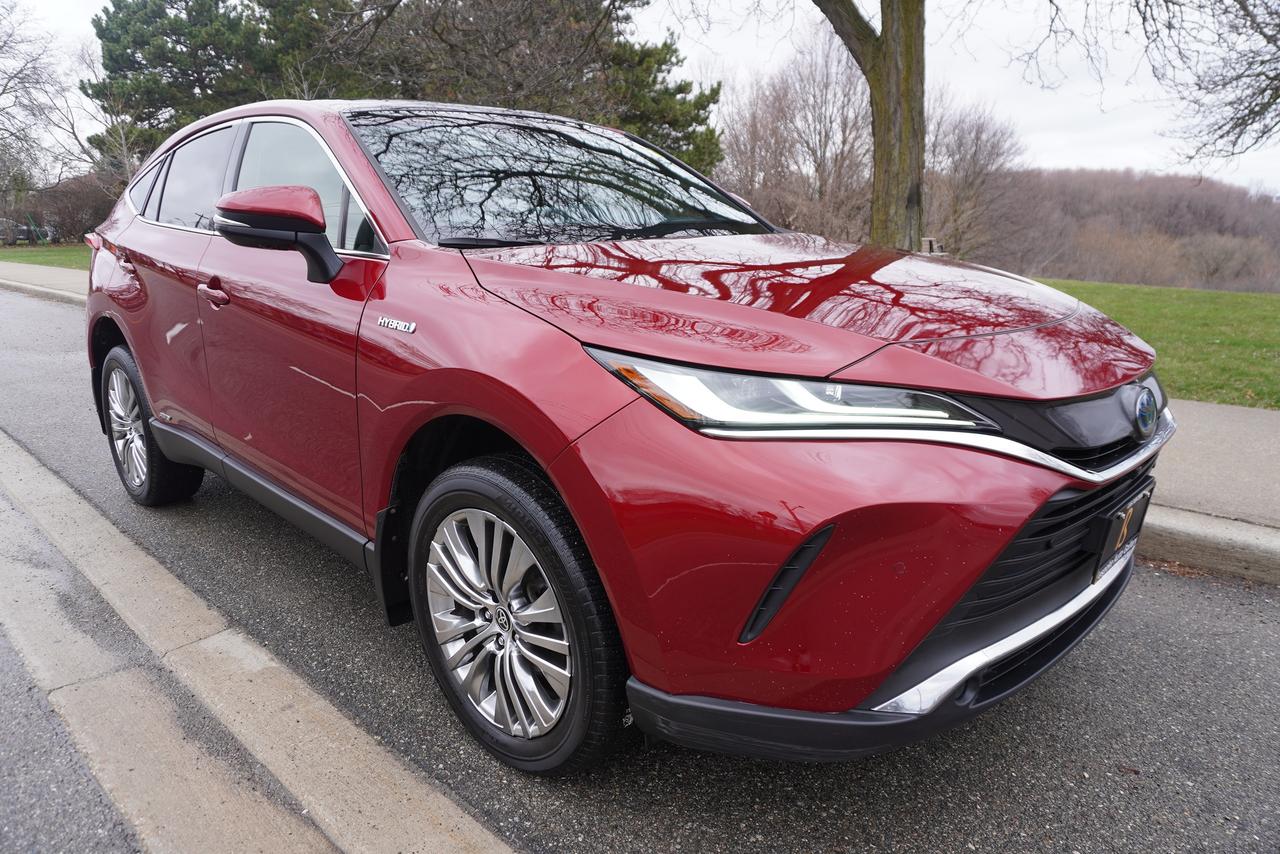 2021 Toyota Venza LIMITED / 1 OWNER / NO ACCIDENTS / HYBRID / LOCAL Photo