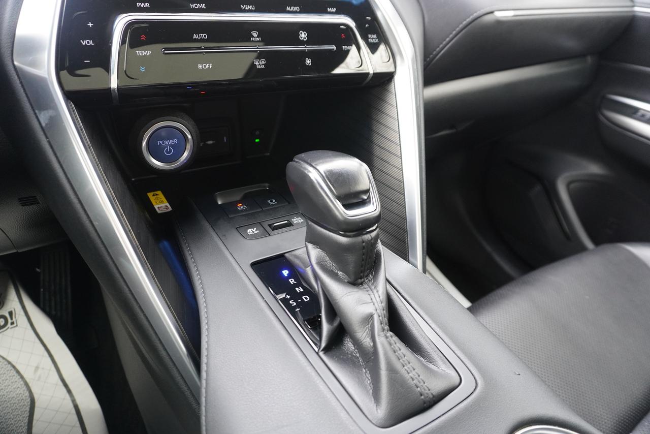 2021 Toyota Venza LIMITED / 1 OWNER / NO ACCIDENTS / HYBRID / LOCAL Photo