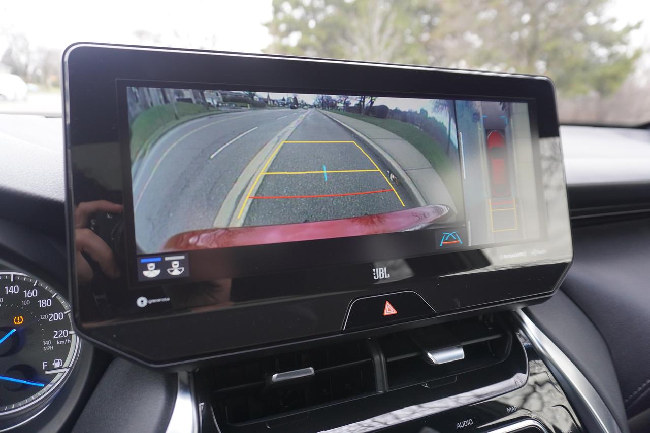 2021 Toyota Venza LIMITED / 1 OWNER / NO ACCIDENTS / HYBRID / LOCAL Photo