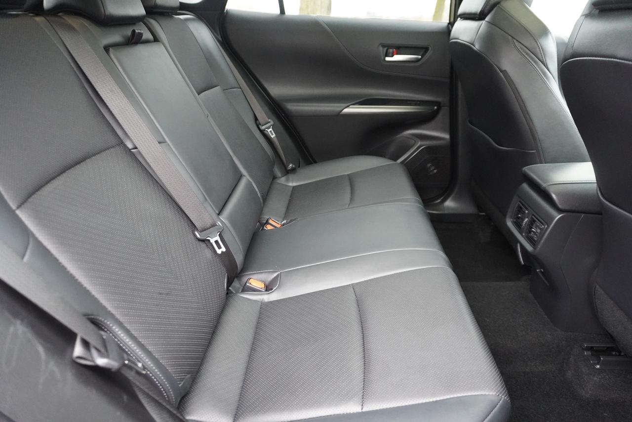 2021 Toyota Venza LIMITED / 1 OWNER / NO ACCIDENTS / HYBRID / LOCAL Photo