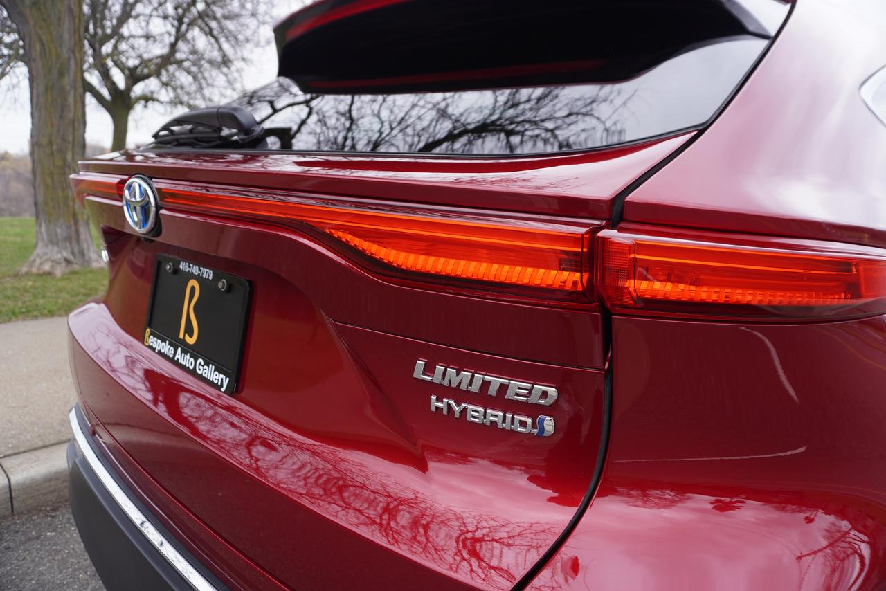 2021 Toyota Venza LIMITED / 1 OWNER / NO ACCIDENTS / HYBRID / LOCAL Photo