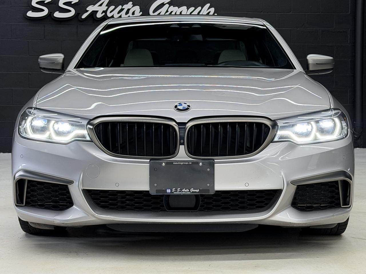 2018 BMW M550i NAV|360CAM|ACC|BSM|FCW|B&W SOUND|MASSAGE| Photo