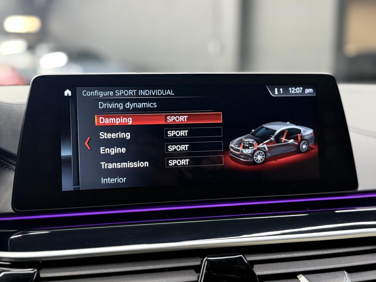 2018 BMW M550i NAV|360CAM|ACC|BSM|FCW|B&W SOUND|MASSAGE| Photo
