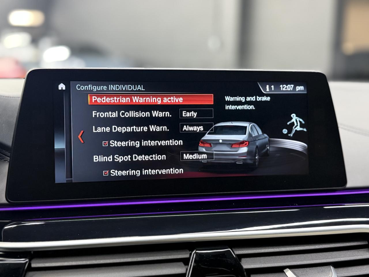 2018 BMW M550i NAV|360CAM|ACC|BSM|FCW|B&W SOUND|MASSAGE| Photo