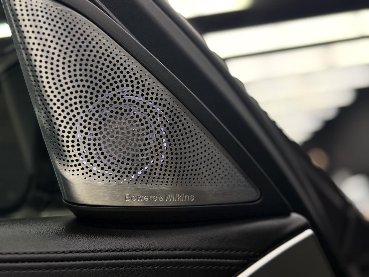 2018 BMW M550i NAV|360CAM|ACC|BSM|FCW|B&W SOUND|MASSAGE| Photo