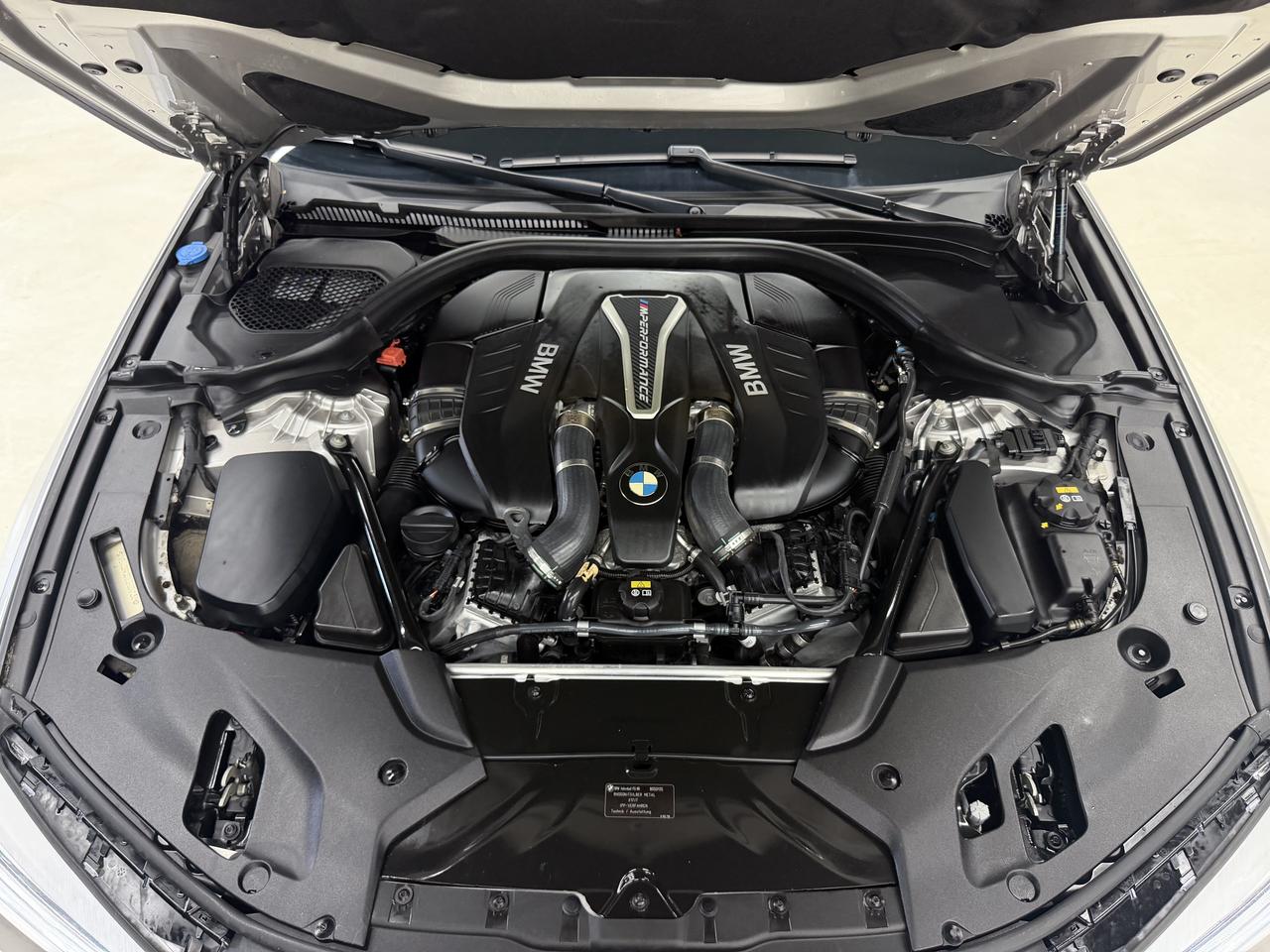 2018 BMW M550i NAV|360CAM|ACC|BSM|FCW|B&W SOUND|MASSAGE| Photo