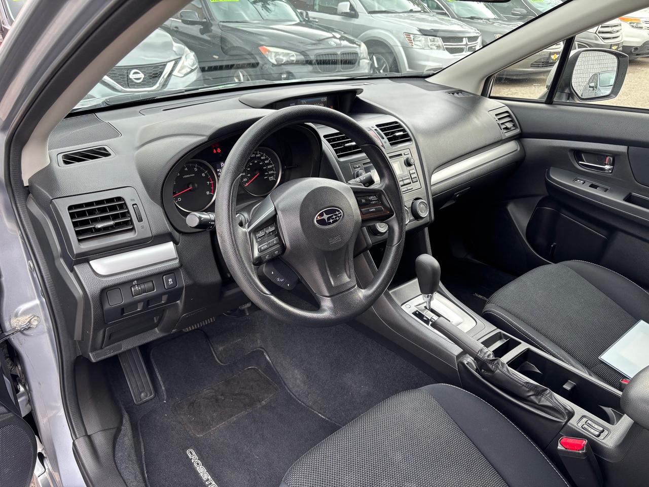 2013 Subaru XV Crosstrek 2.0i w/Touring Pkg Photo
