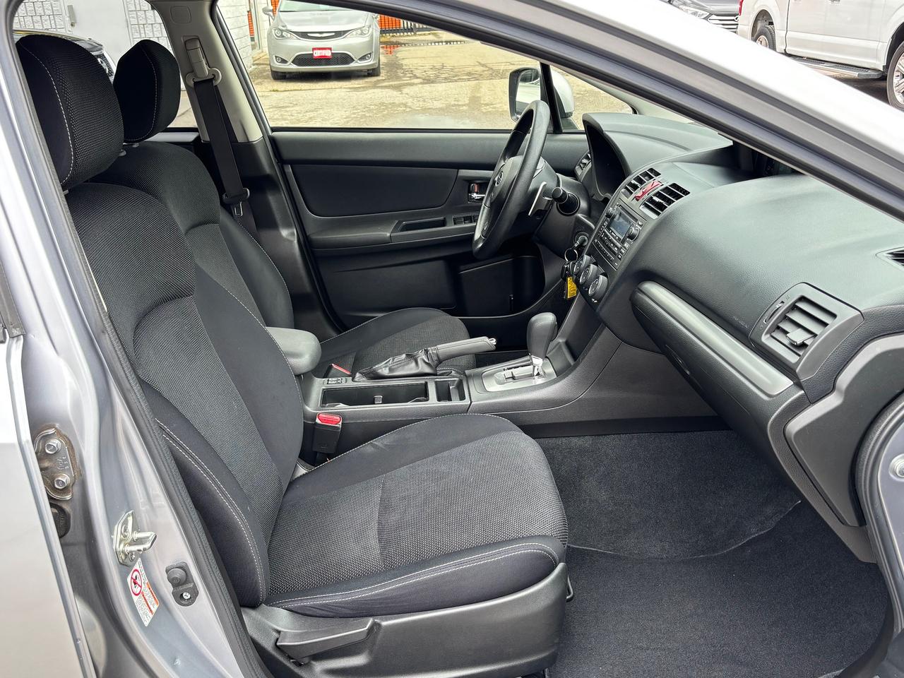 2013 Subaru XV Crosstrek 2.0i w/Touring Pkg Photo