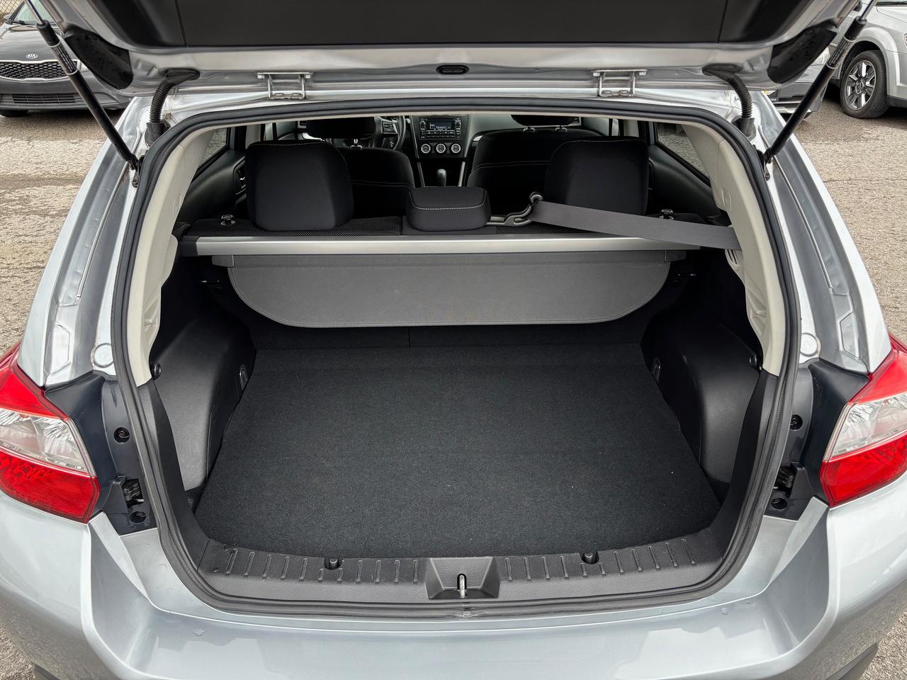 2013 Subaru XV Crosstrek 2.0i w/Touring Pkg Photo