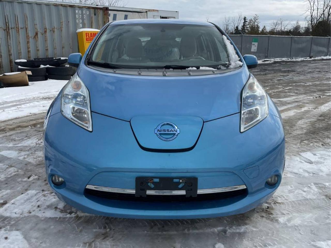 2011 Nissan Leaf SL Photo