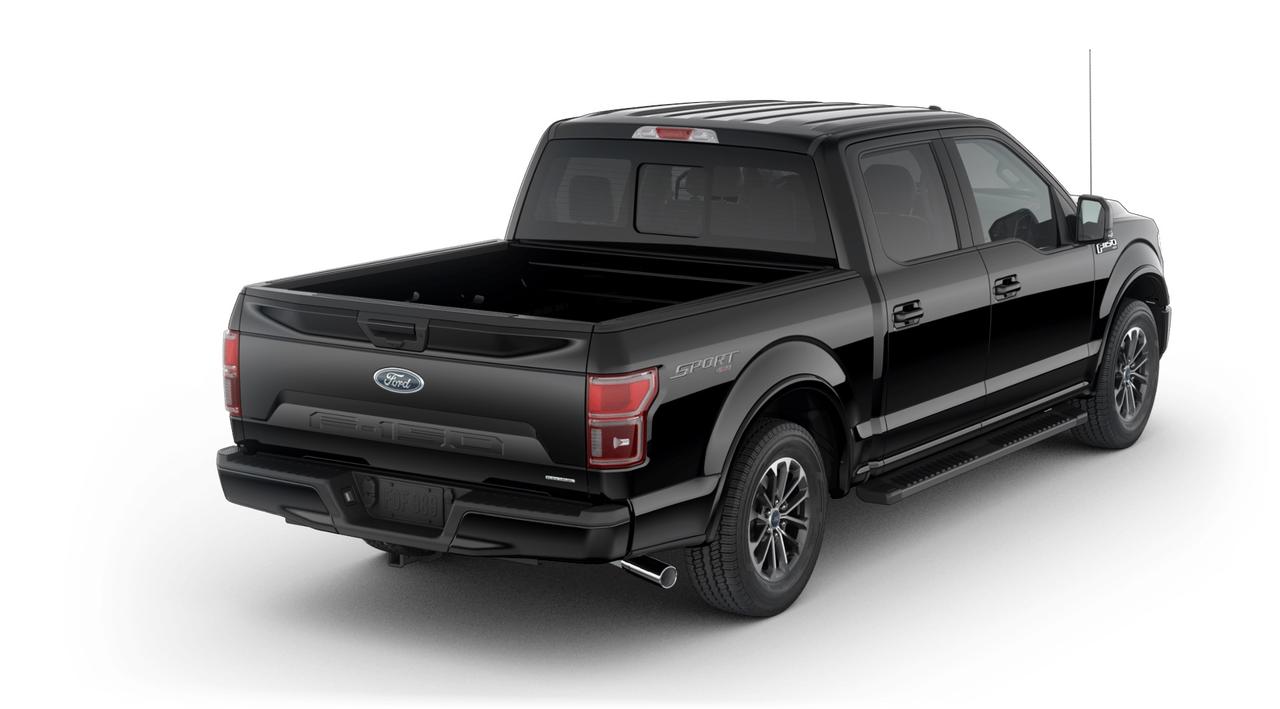 2018 Ford F-150 XLT 4WD SuperCrew 5.5' Box Photo2