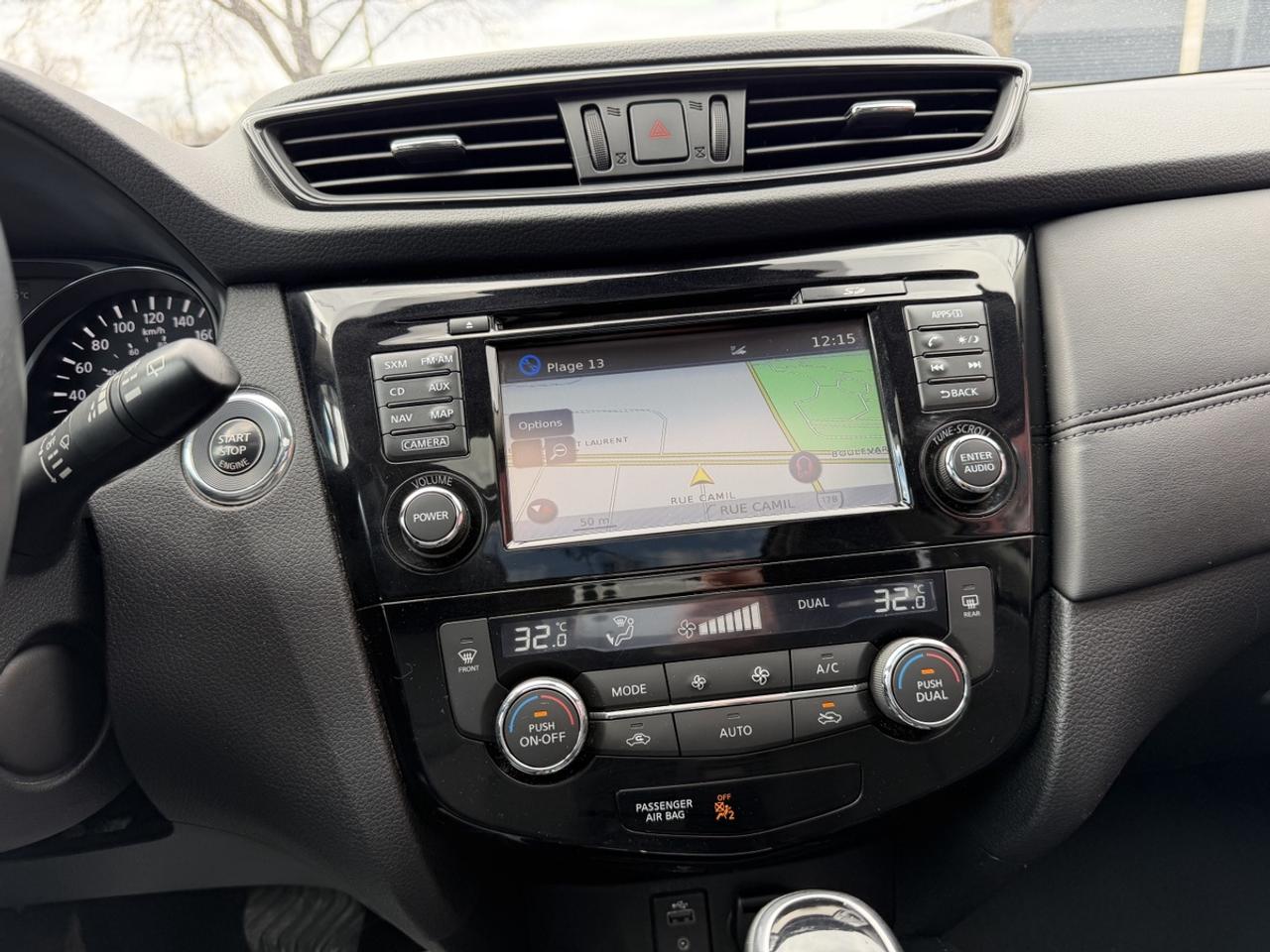2017 Nissan Rogue SL AWD Photo