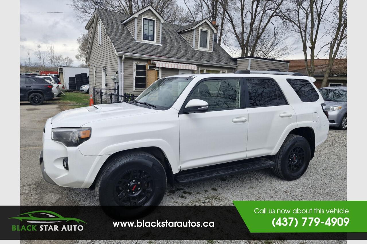 2016 Toyota 4Runner SR5 Photo