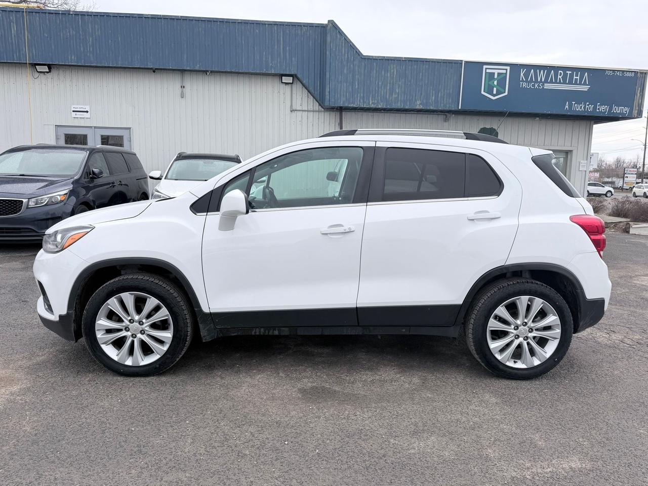 2019 Chevrolet Trax Premier Photo2