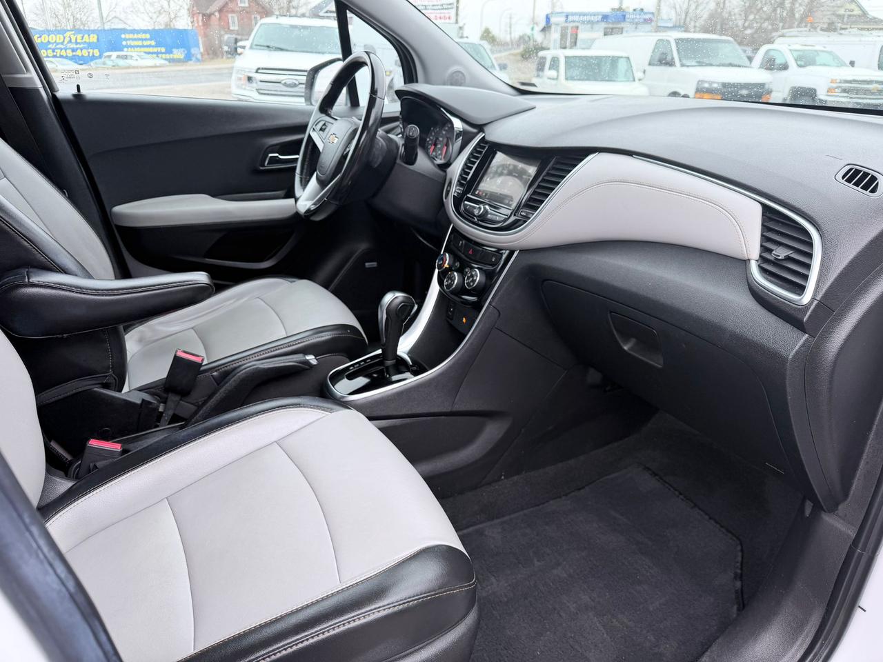 2019 Chevrolet Trax Premier Photo