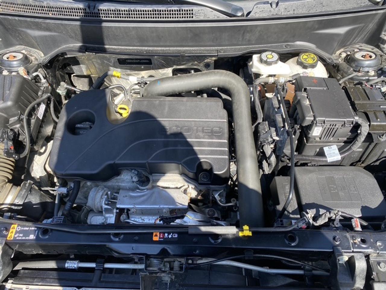 2023 Chevrolet Equinox LS AWD Photo