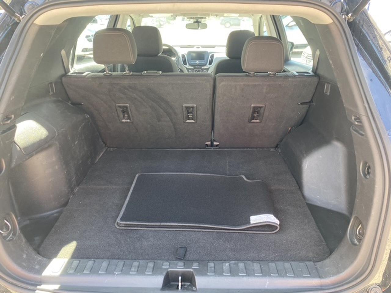 2023 Chevrolet Equinox LS AWD Photo