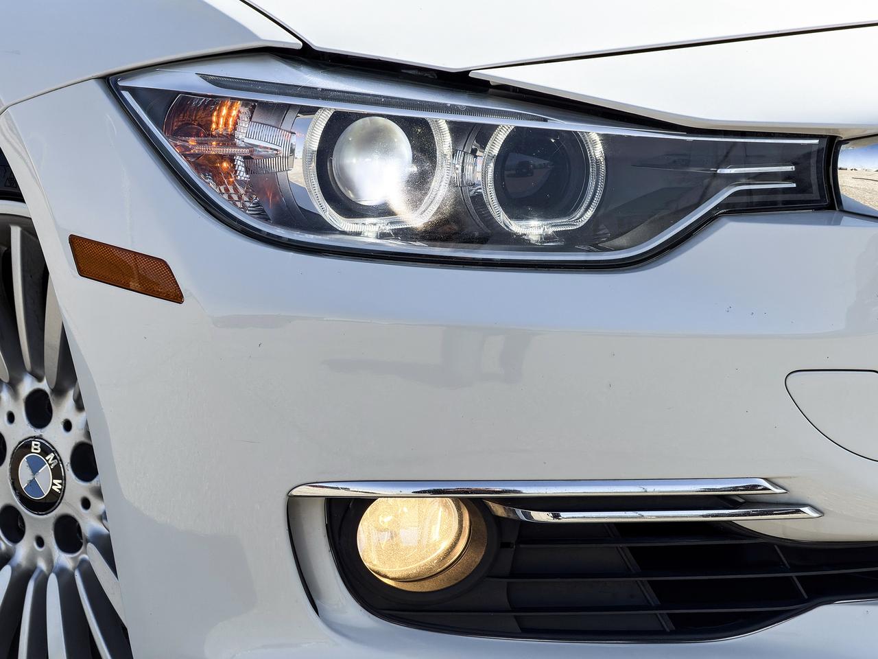 2013 BMW 3-Series 328i xDrive Luxury Edition Photo