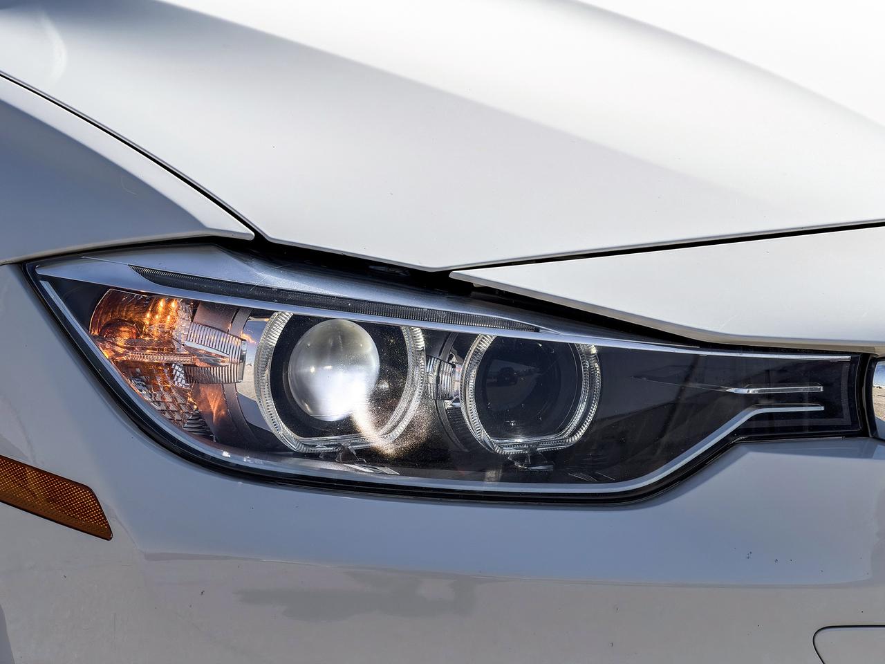 2013 BMW 3-Series 328i xDrive Luxury Edition Photo
